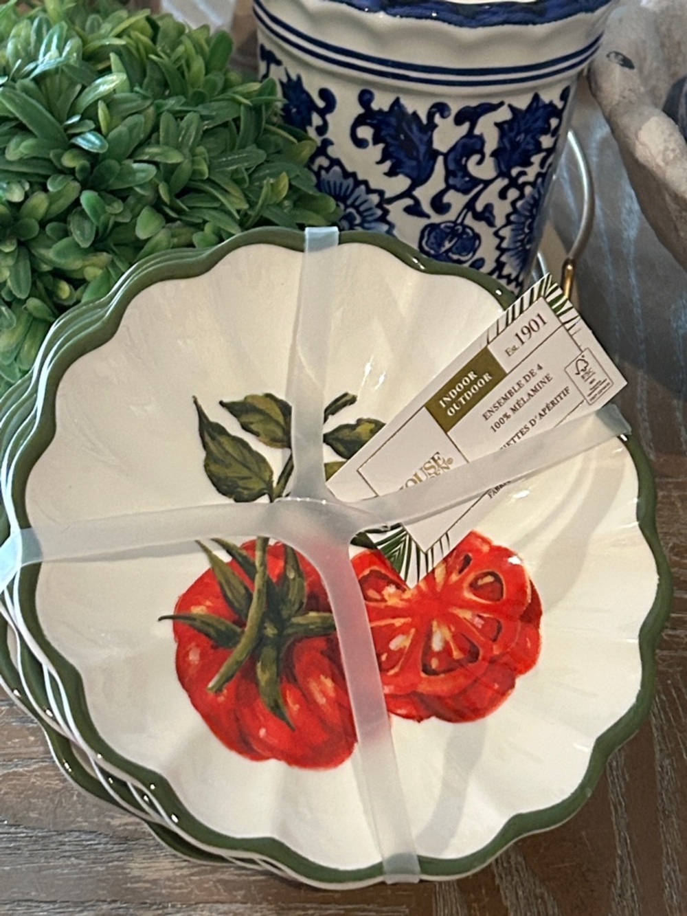 NEW! Vintage Inspired Melamine Tomato Scalloped Appetizer Dish Set